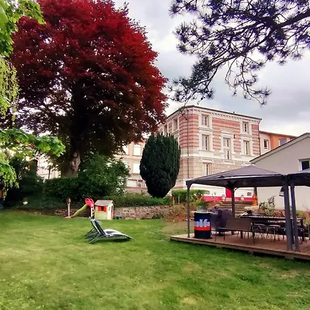 Chez Martine Et Philippe Bed & Breakfast