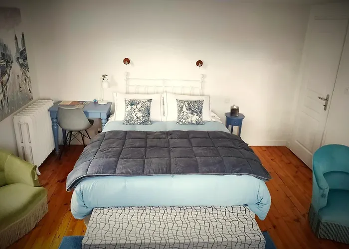 Couette-café Chez Martine Et Philippe En Velay