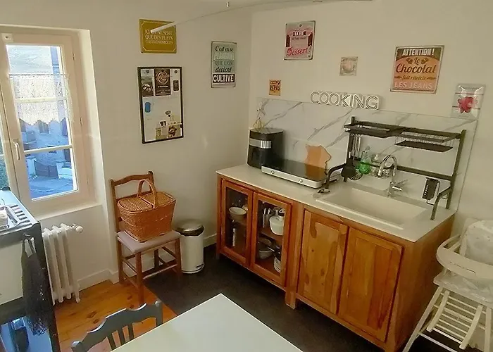 Chez Martine Et Philippe En Velay Couette-café 4*