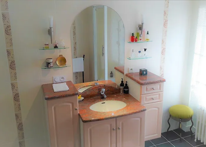 Chez Martine Et Philippe En Velay Couette-café 4*